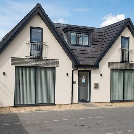 Rosey Lodge -1Bedroom Cousy Flat - Parking, Netflix, Wifi - Close To Blenheim Palace & Oxford - F5 Kidlington Eksteriør bilde