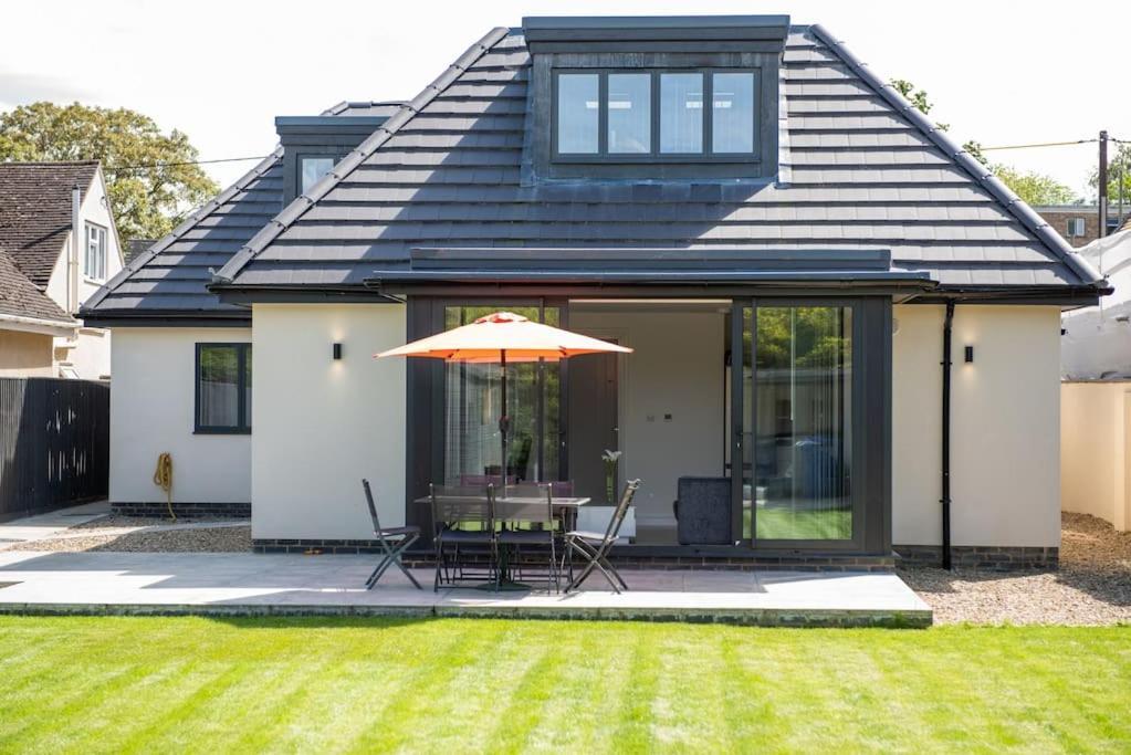 Rosey Lodge -1Bedroom Cousy Flat - Parking, Netflix, Wifi - Close To Blenheim Palace & Oxford - F5 Kidlington Eksteriør bilde